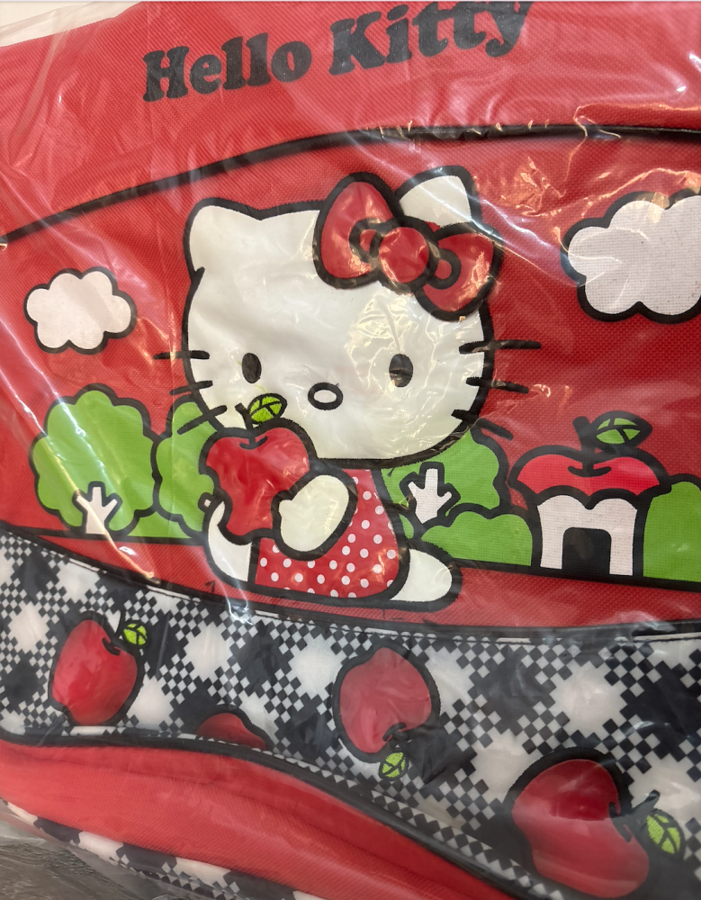 شنطة كتف هيلو كيتي Hello Kitty الأصلية من عام 2014  (بتغليف المصنع)