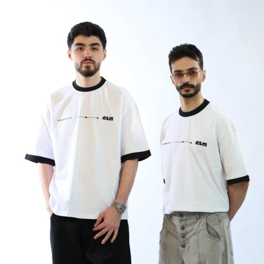 تيشيرت عزم ابيض اوفر سايز