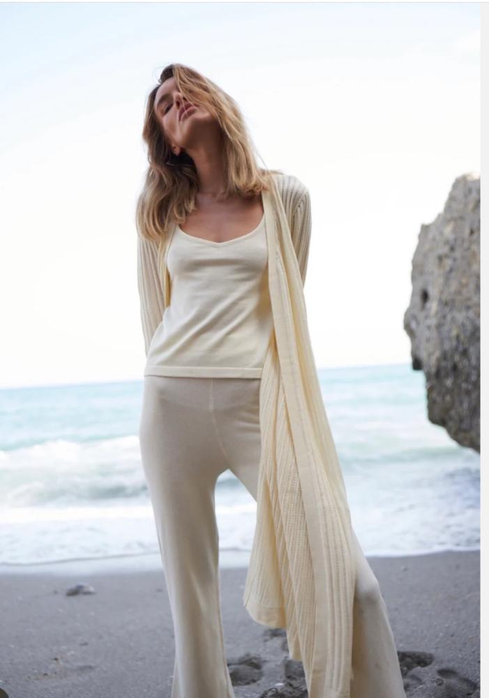 FOREIGN CREAM CARDIGAN