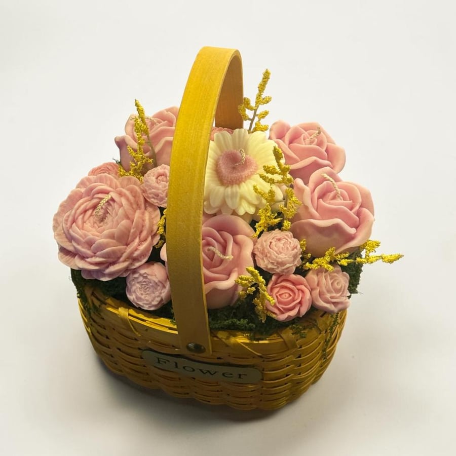 سلة شموع معطرة