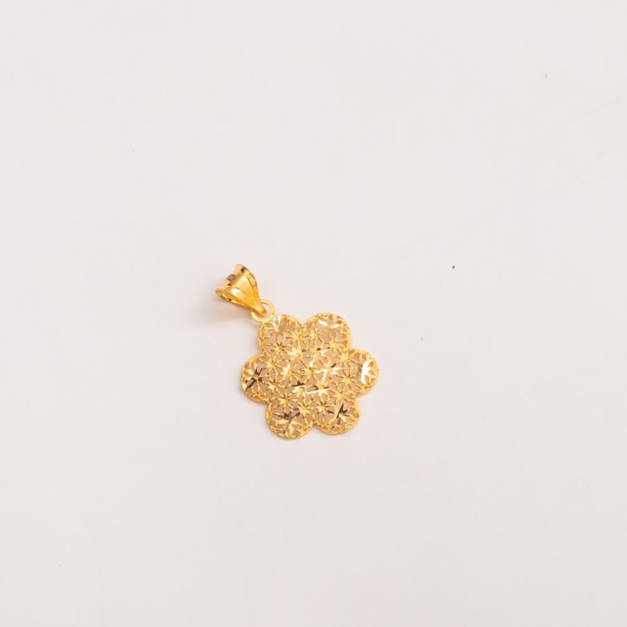 A scattered pendant, rose - 21 karat gold