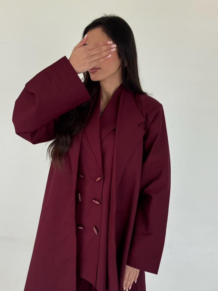 عباية بليزر كتان باللون العنابي بدون الطقم | Burgundy soft woven crepe blazer abaya