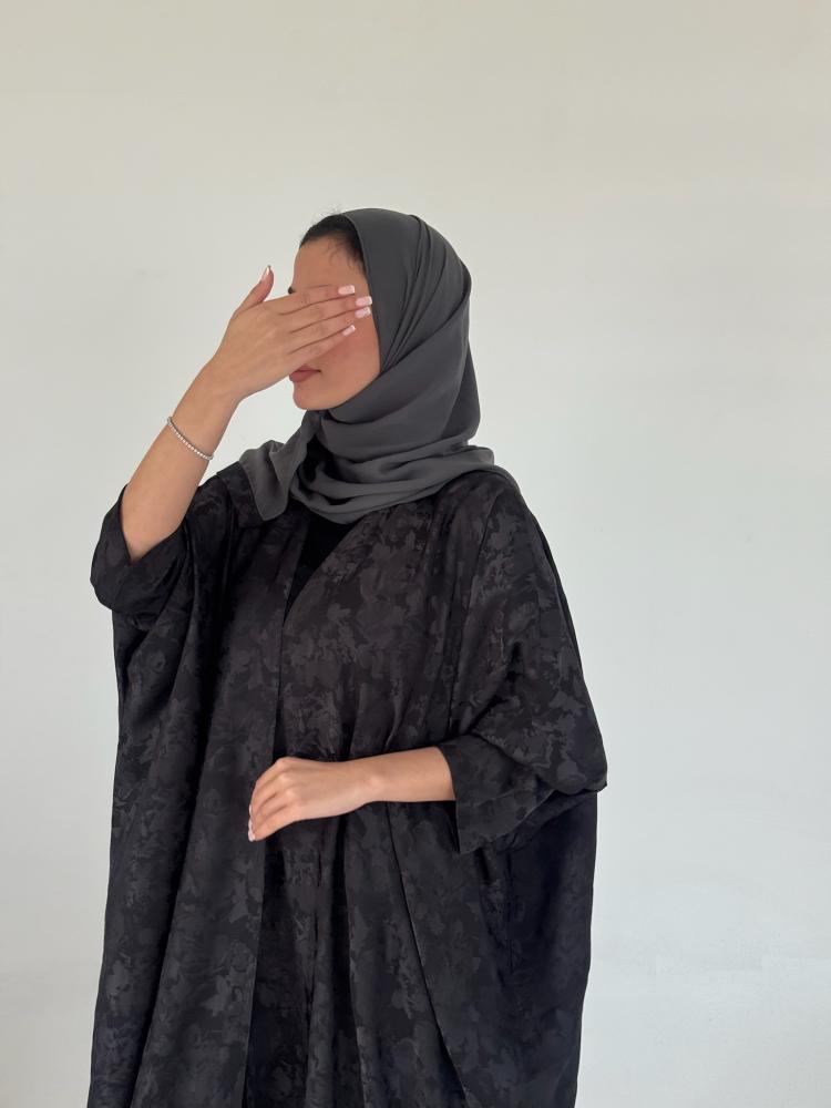 عباية حرير مشجرة | Patterned silk abaya