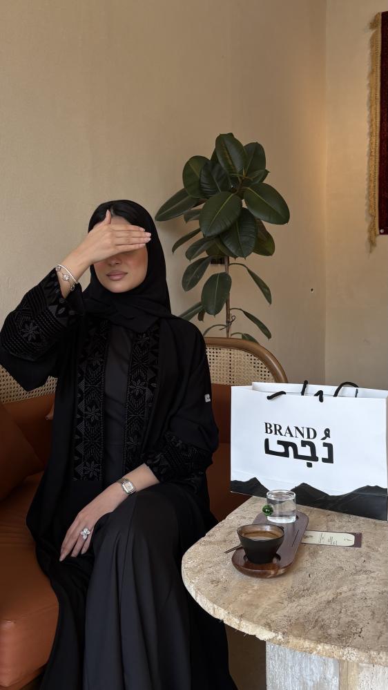 عبايه ليال