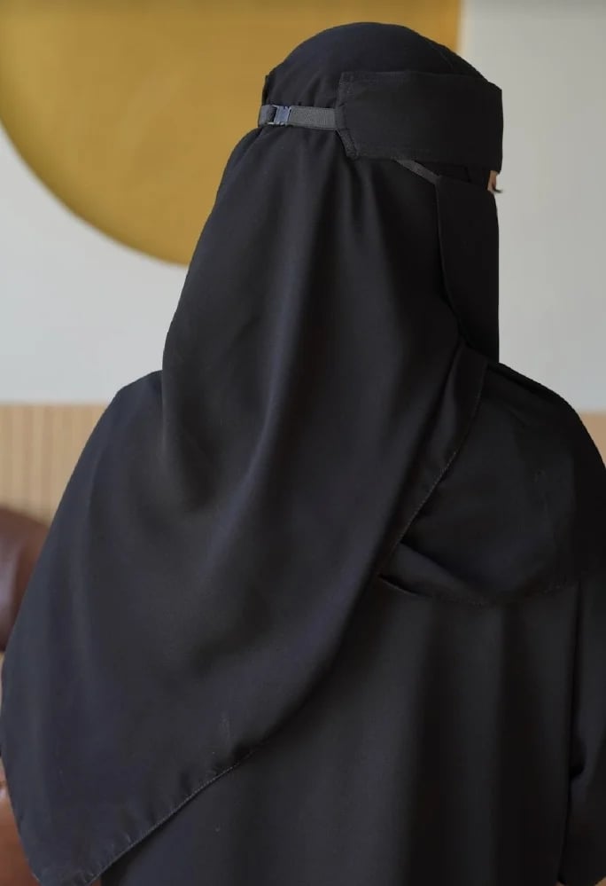 بكج 3 نقابات قصير مشبك