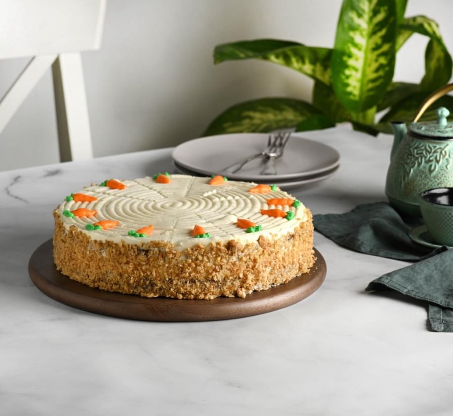 كيكة الجزر كبيرة (تكفي 10 اشخاص) - Large Carrot Cake