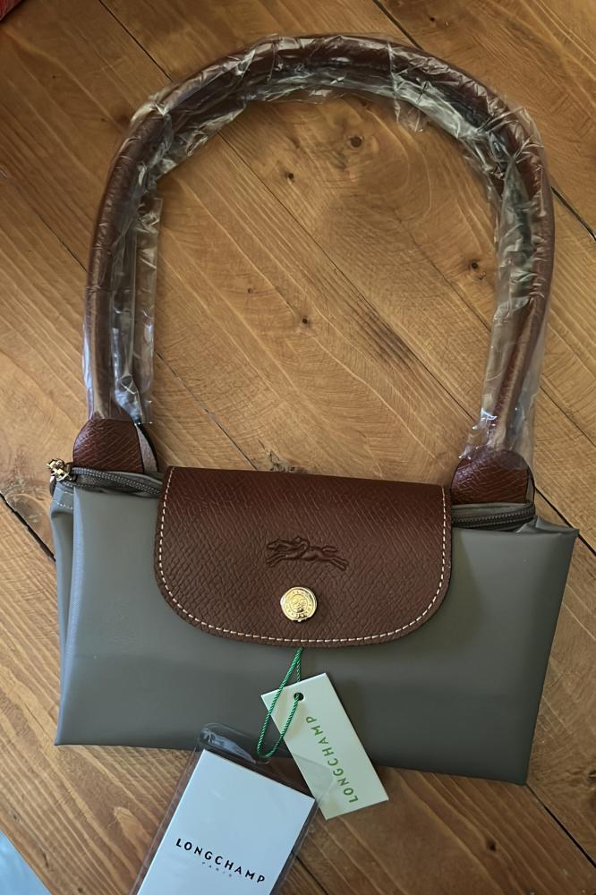 Longchamp M