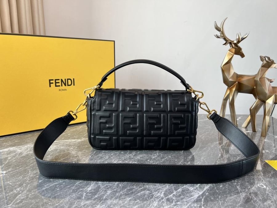 FENDI BAG