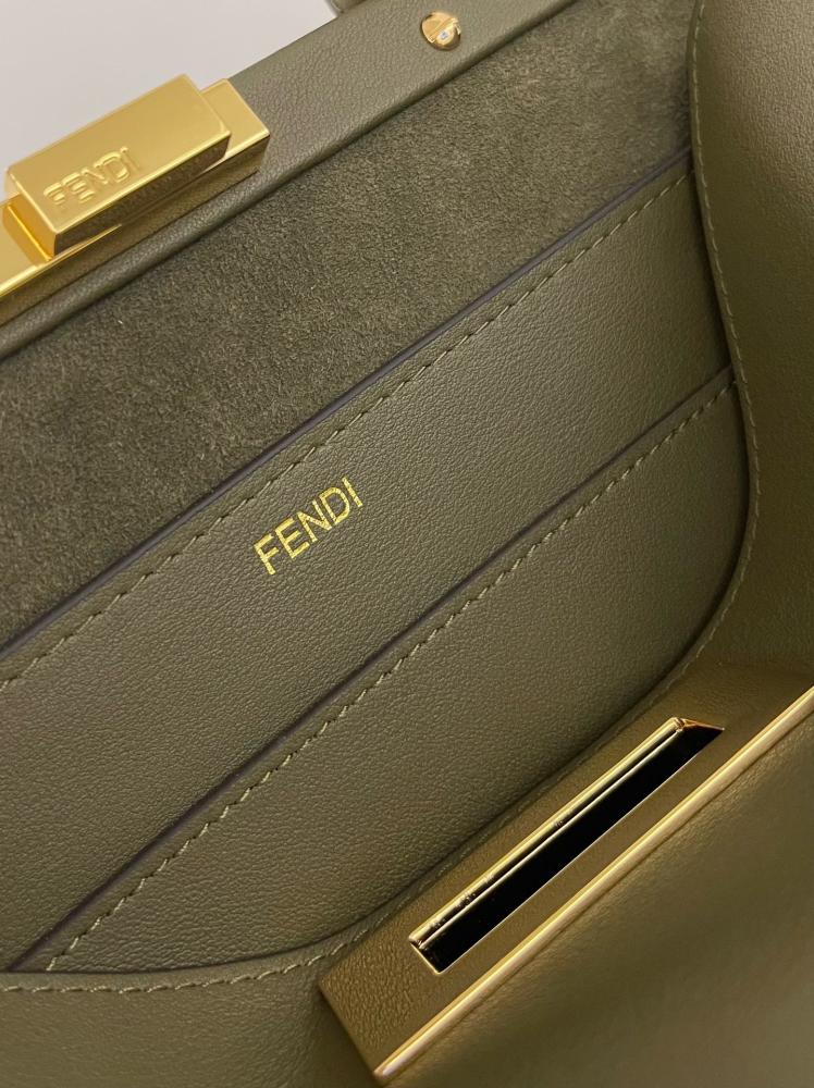 FENDI Peekaboo Soft