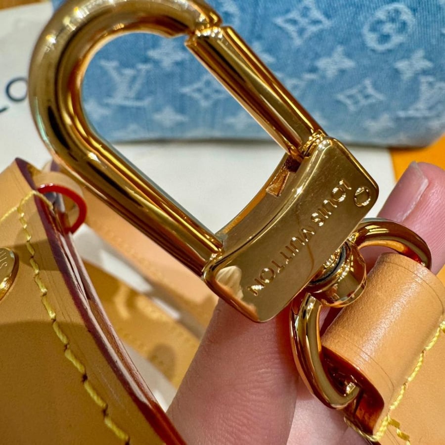 Lv -Denim
