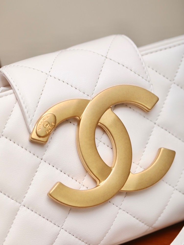 Chanel LOGO