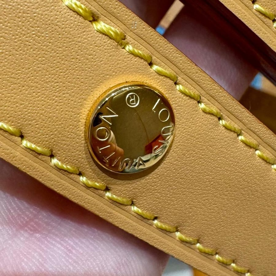 Lv -Denim