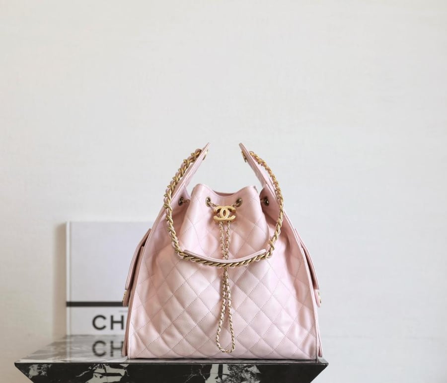 Chanel 25