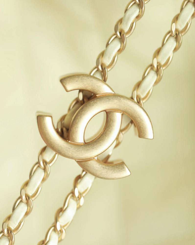 Chanel 25