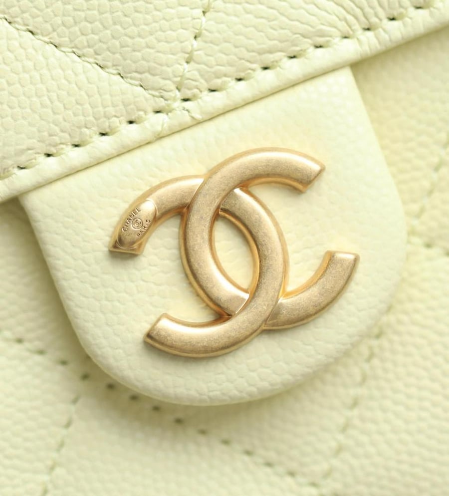 Chanel 25