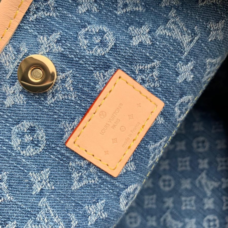 Lv -Denim