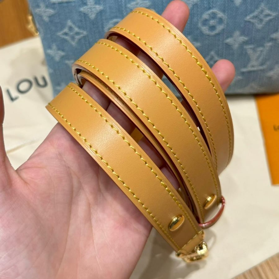 Lv -Denim
