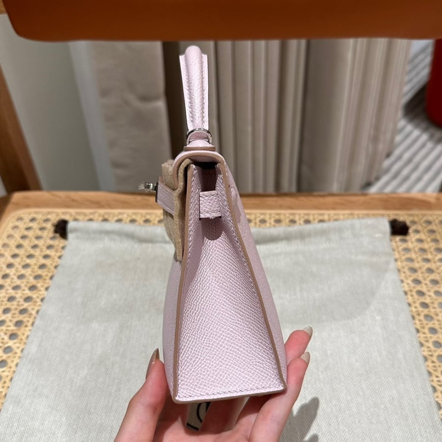 Her -Mini Kelly