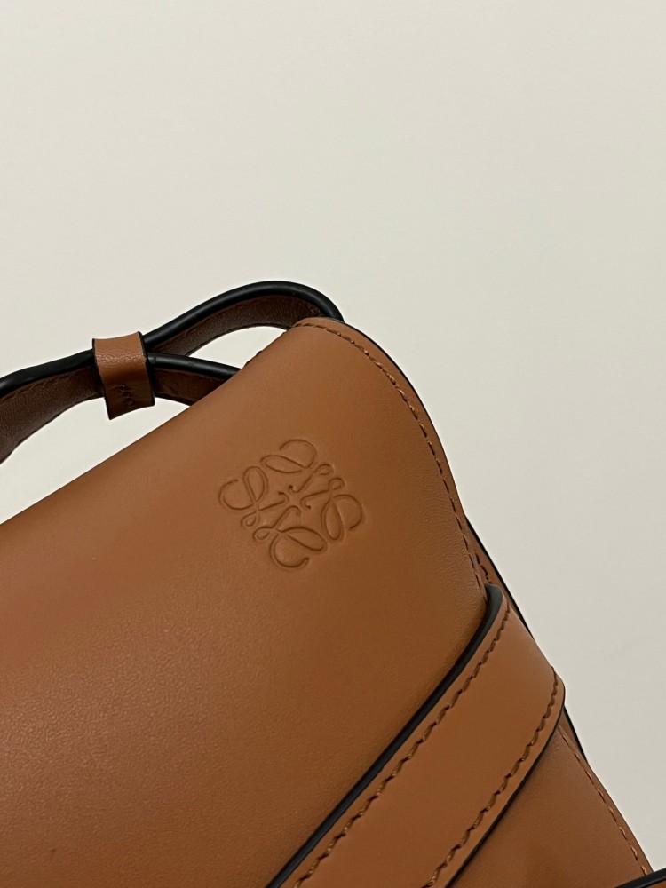 Loewe -Gate Dual