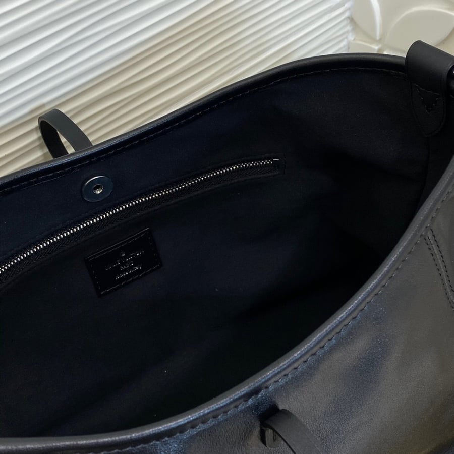 Lv -CarryAll