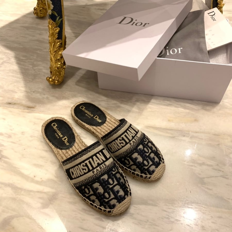 Dior