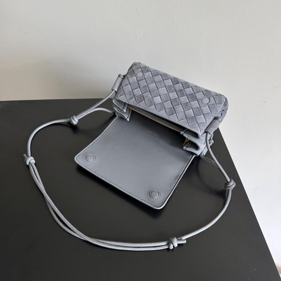 شنطة بوتيغا Nutturno Bottega