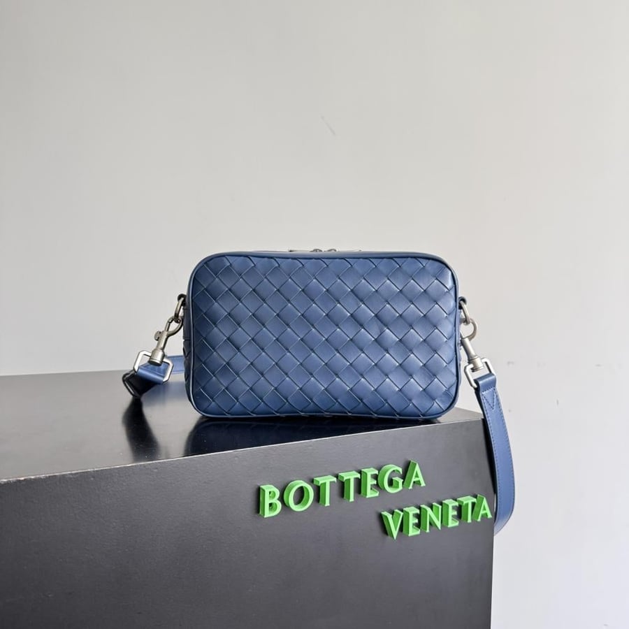 شنطة بوتيغا Camera Bag Bottega