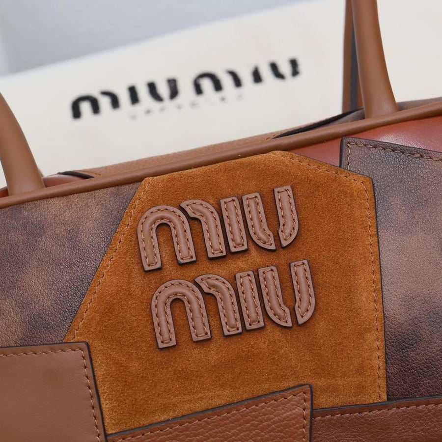 شنطة Miu Miu