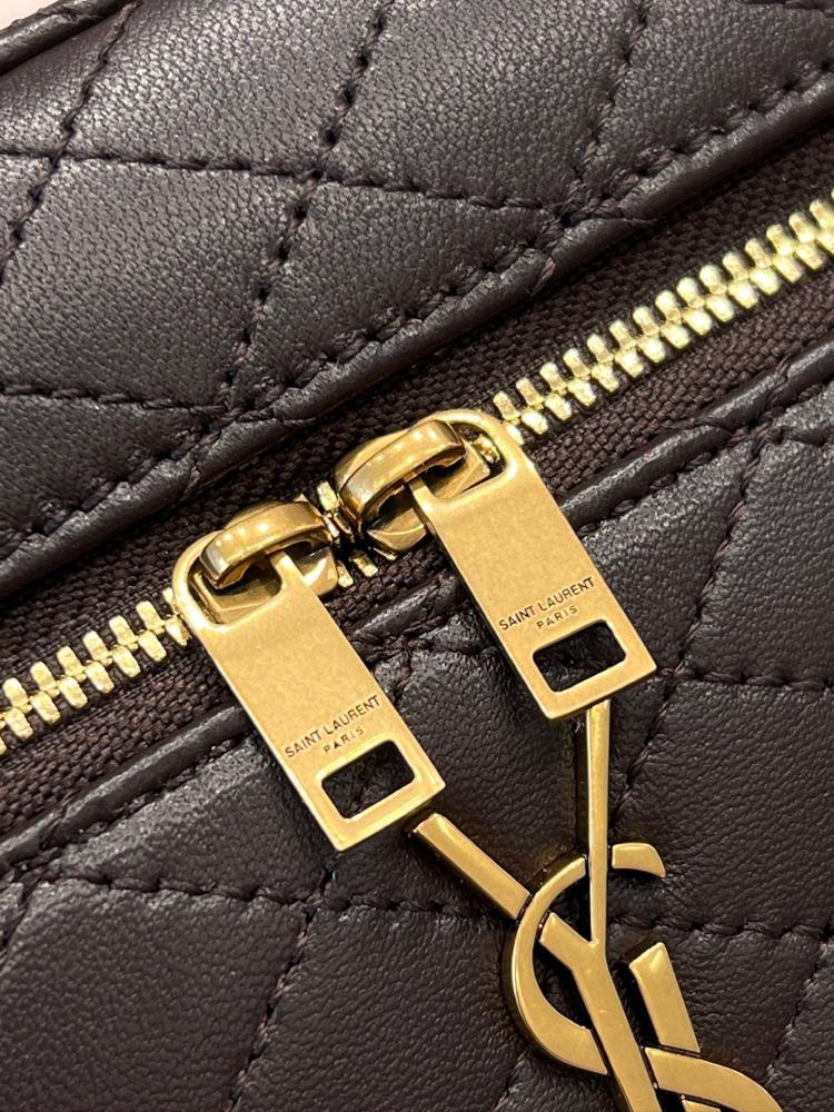 سان لوران GABY VANIT BAG مقاس 18cm