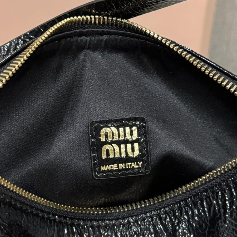 شنطة Miu Miu