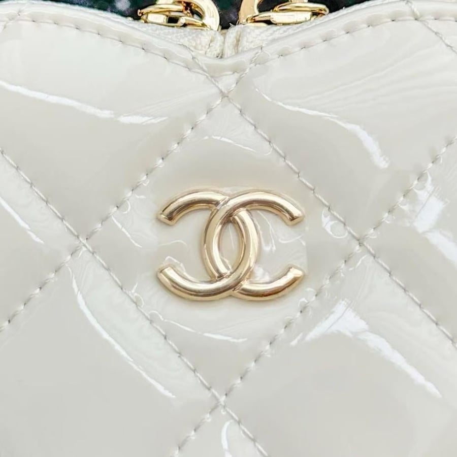 شنطة شانيل Chanel Black & White