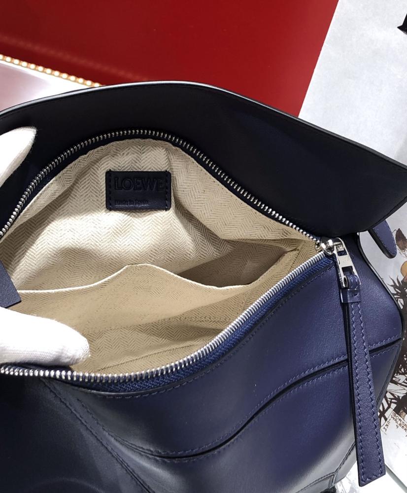 شنطة لويفي Loewe Puzzle