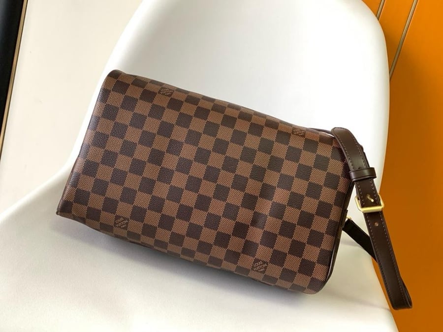 شنطة لويس فيتون شنطة لويس فيتون Speedy Bandoulière مقاس 30