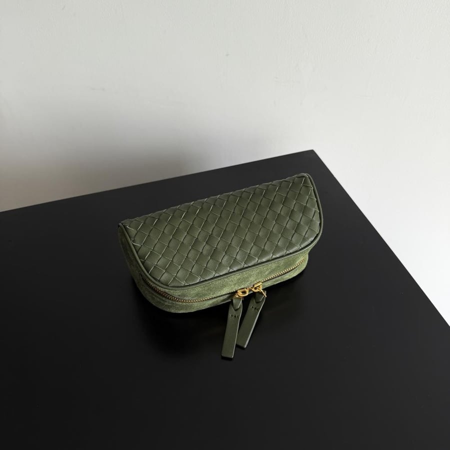 شنطة بوتيغا Nodo Bottega