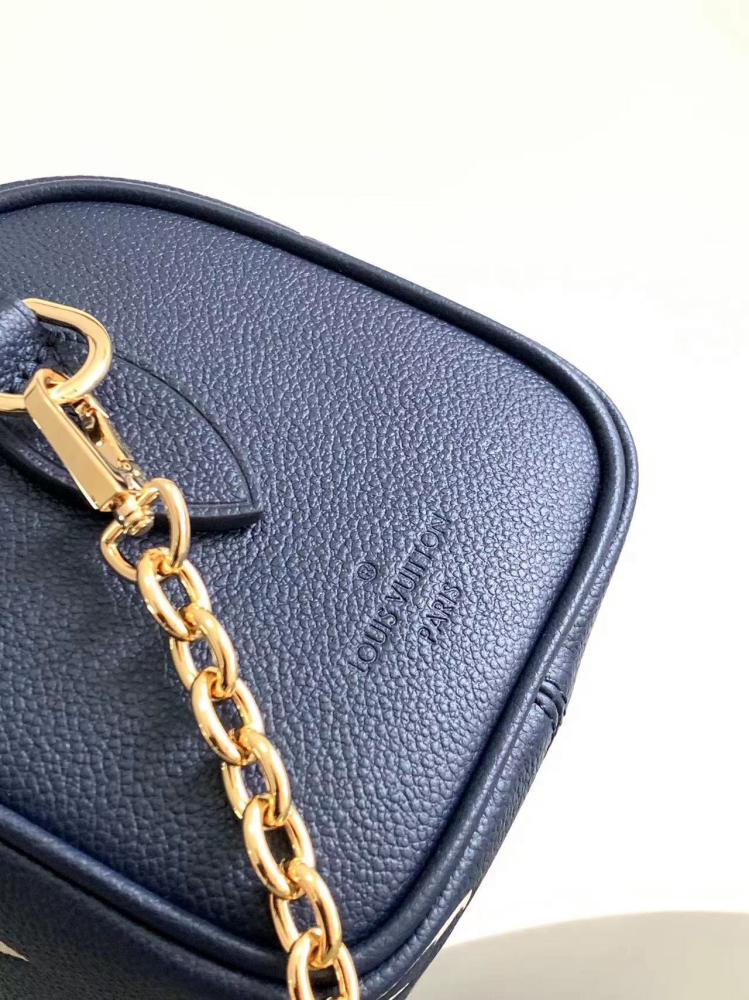 شنطة لويس فيتون Speedy Bandoulière مقاس 20