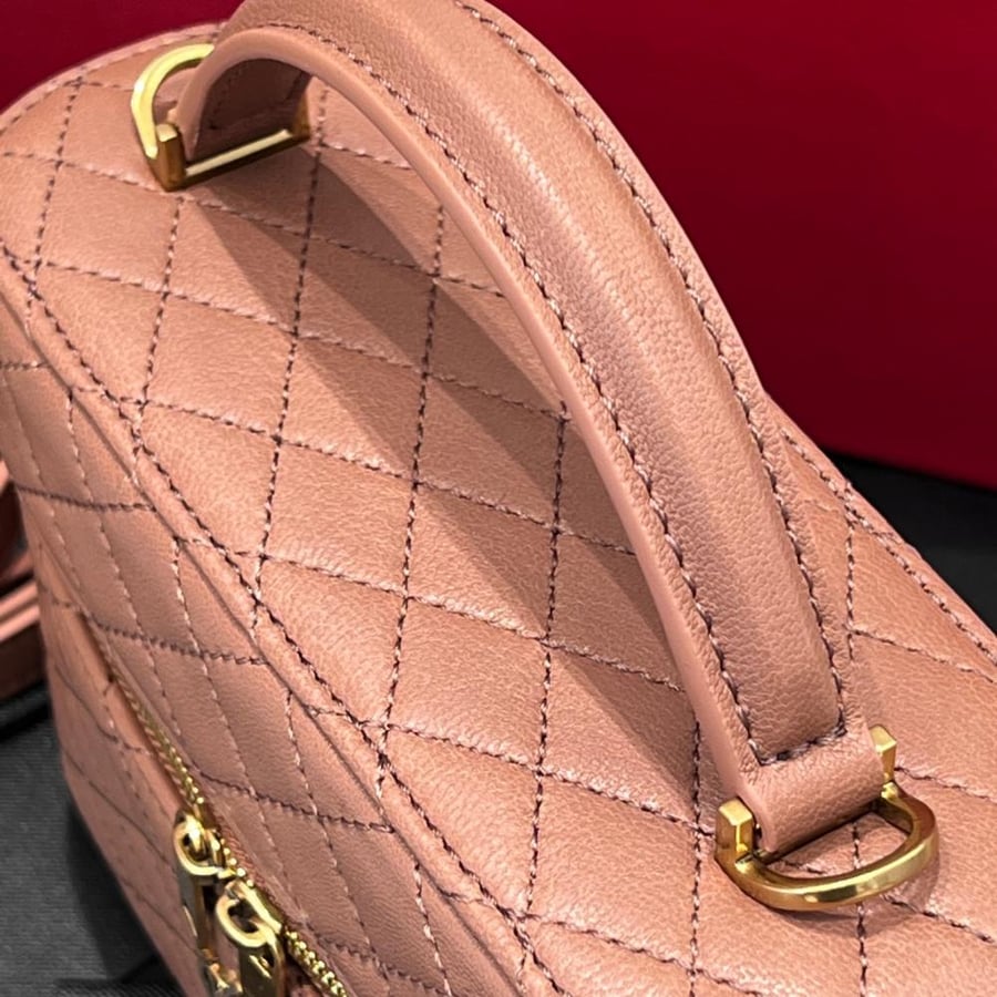 سان لوران GABY VANIT BAG مقاس 18cm