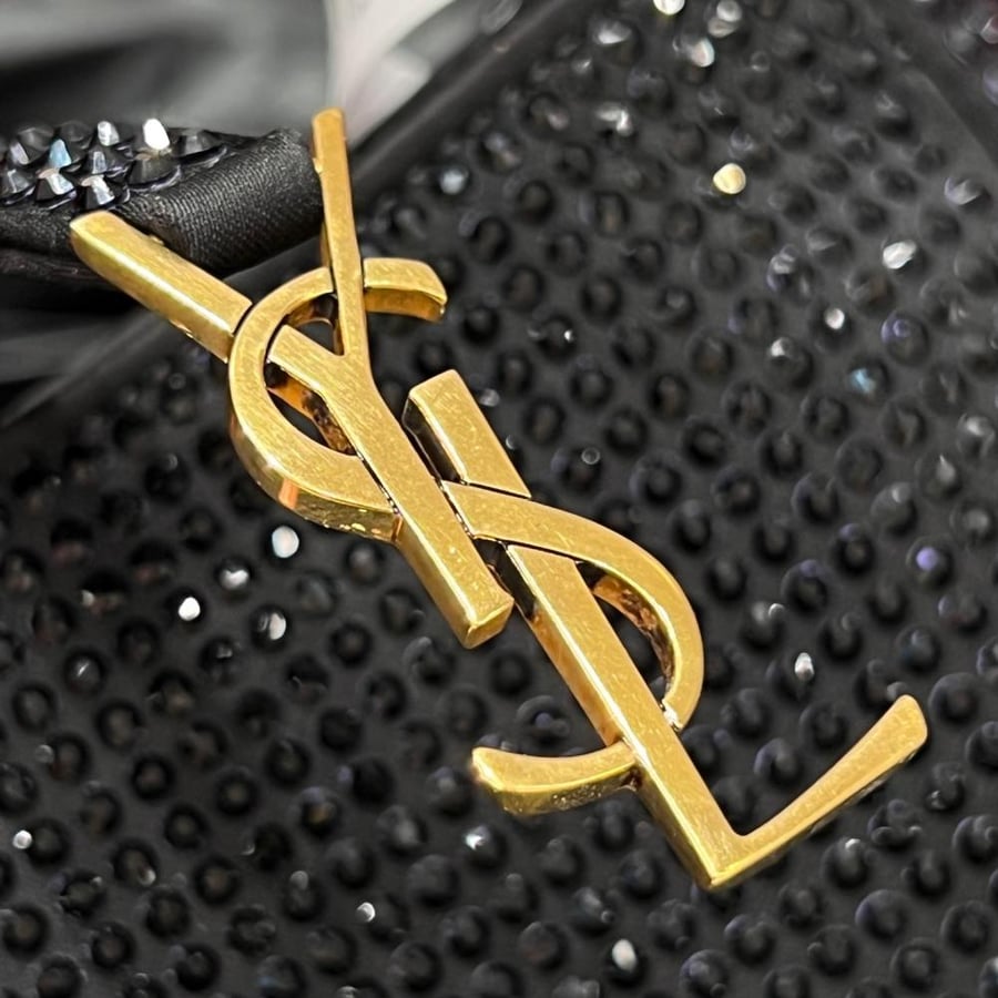 شنطة سان لوران hobo Saint Laurent