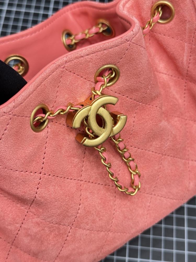 شنطة شانيل Mini hopo bag 22cm