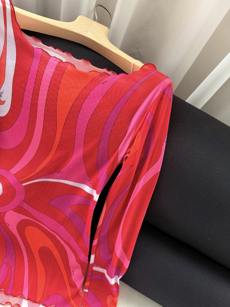 توب Pucci
