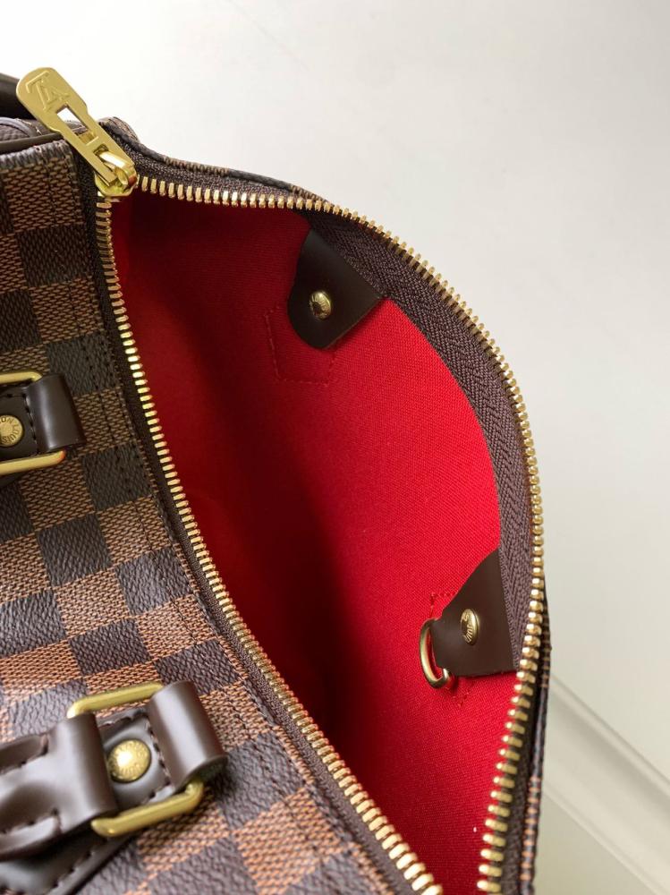 شنطة لويس فيتون Speedy Bandoulière مقاس 25