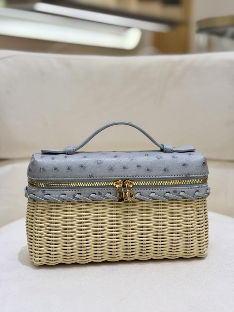 شنطة لورو بيانا Extra West Wicker Ostrich Lora piana مقاس 19 cm