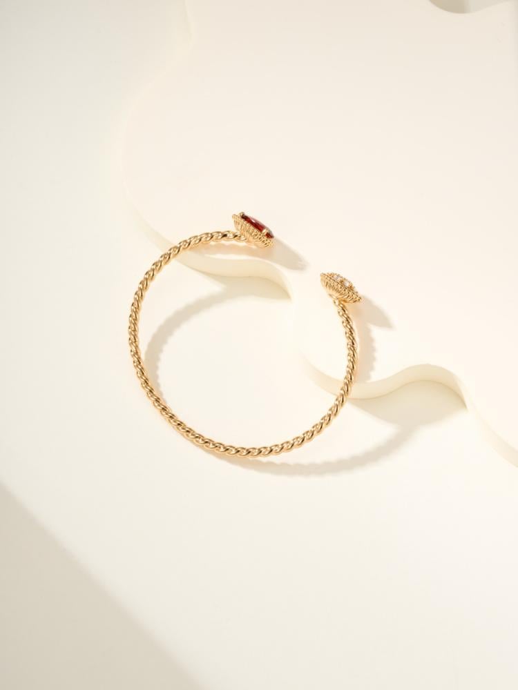 اسورة بوشرون Boucheron