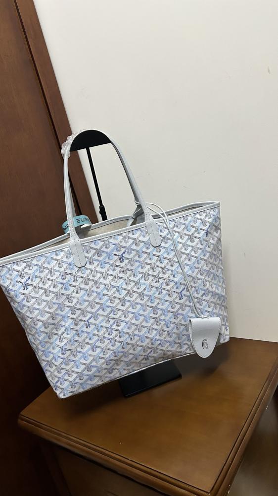 شنطة جويارد مقاس 47 Goyard