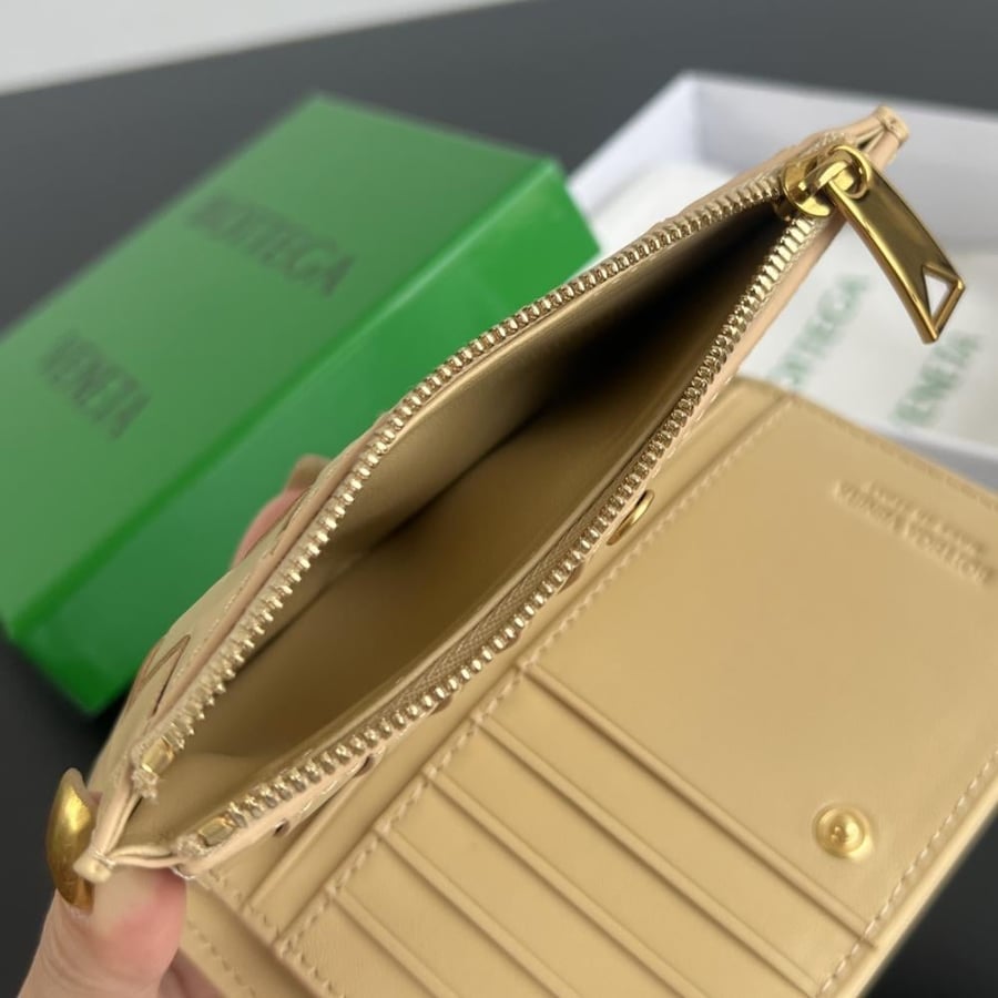 محفظة بوتيغا Sheep Leather bottega