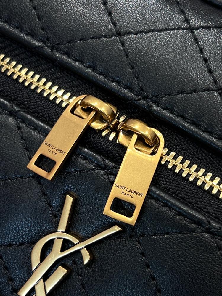 سان لوران GABY VANIT BAG مقاس 18cm