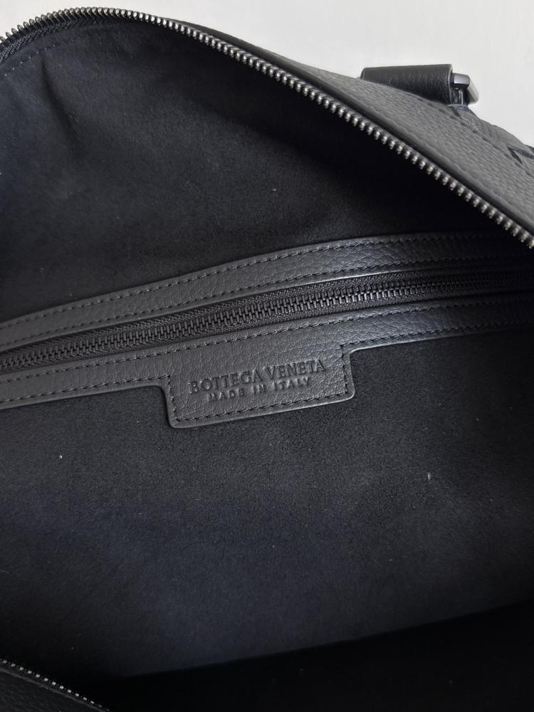شنطة بوتيغا Woven Travel HandBag bottega .