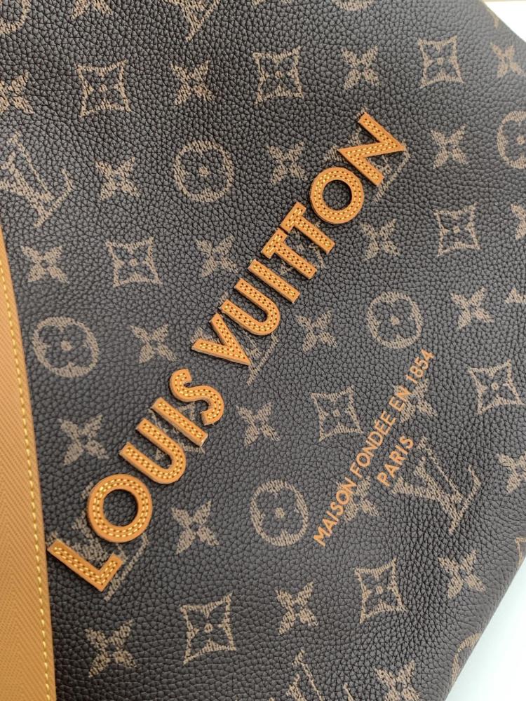 شنطة لويس فيتون Louis Vuitto