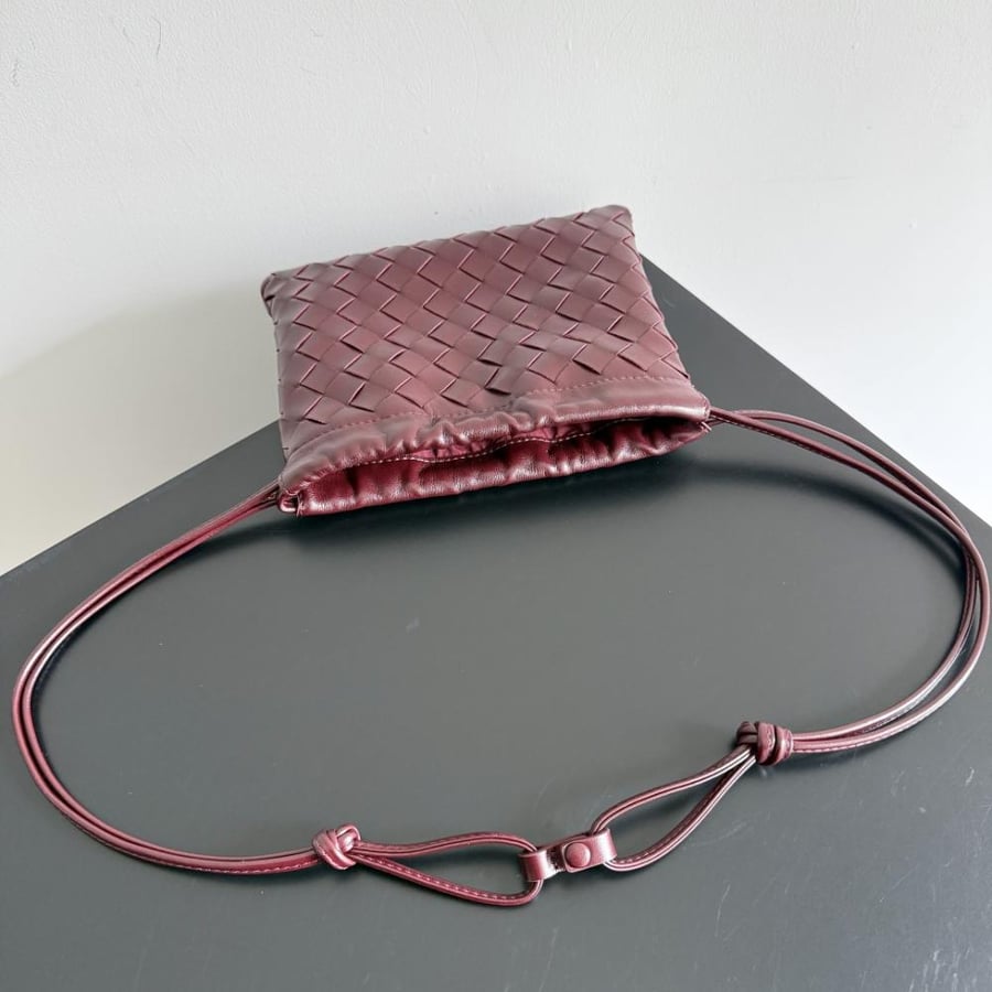 شنطة بوتيغا Mini Dustbag