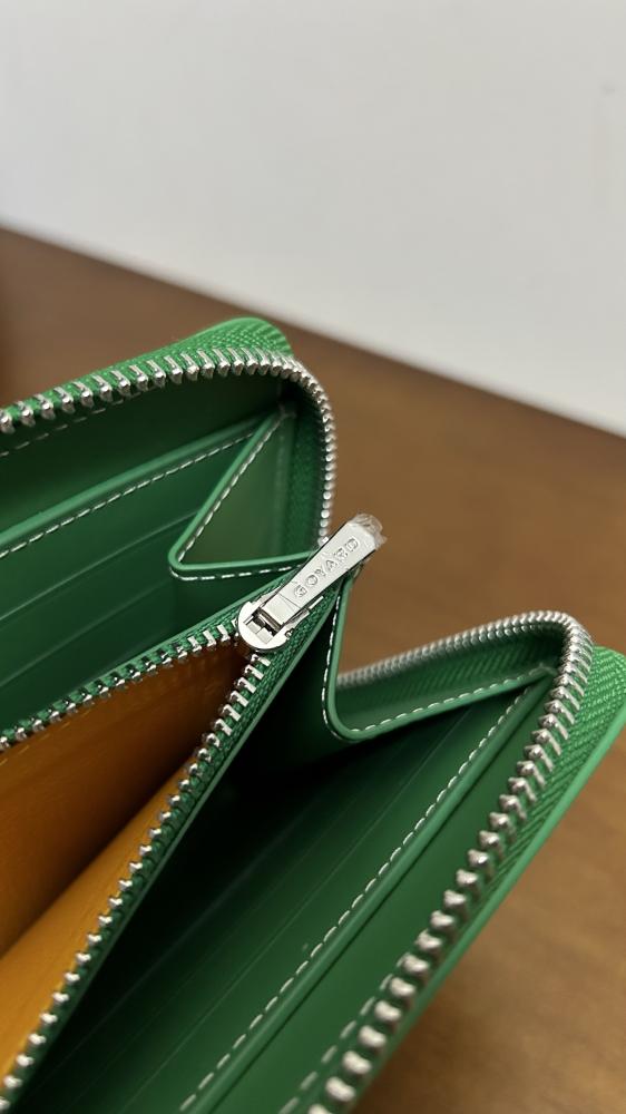 محفظة جويارد Matignon Goyard