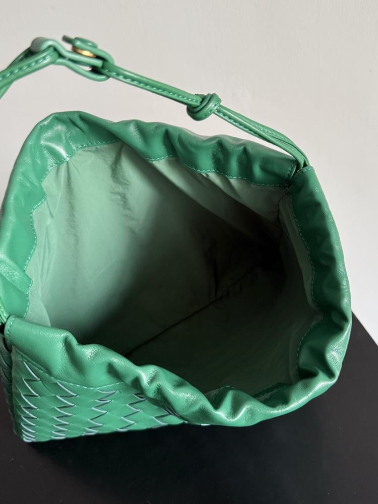 شنطة بوتيغا  Dustbag